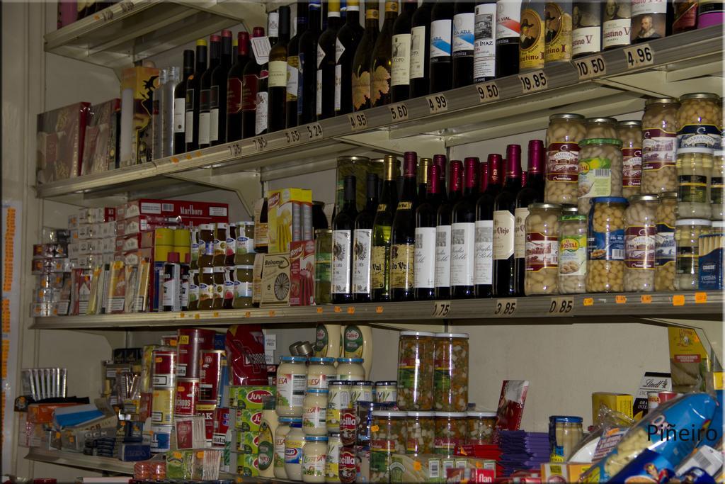 Cuina Hostal-Restaurante Casa Giz מראה חיצוני תמונה