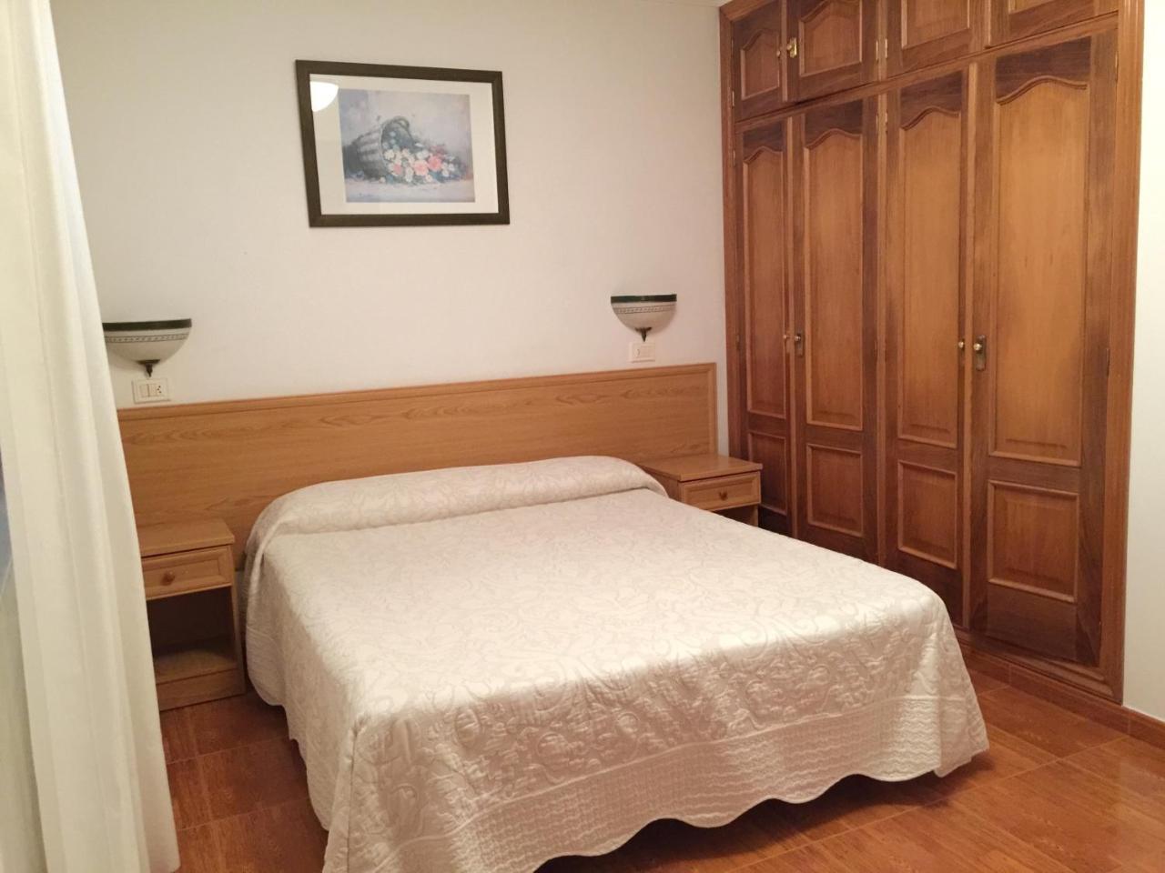 Cuina Hostal-Restaurante Casa Giz מראה חיצוני תמונה