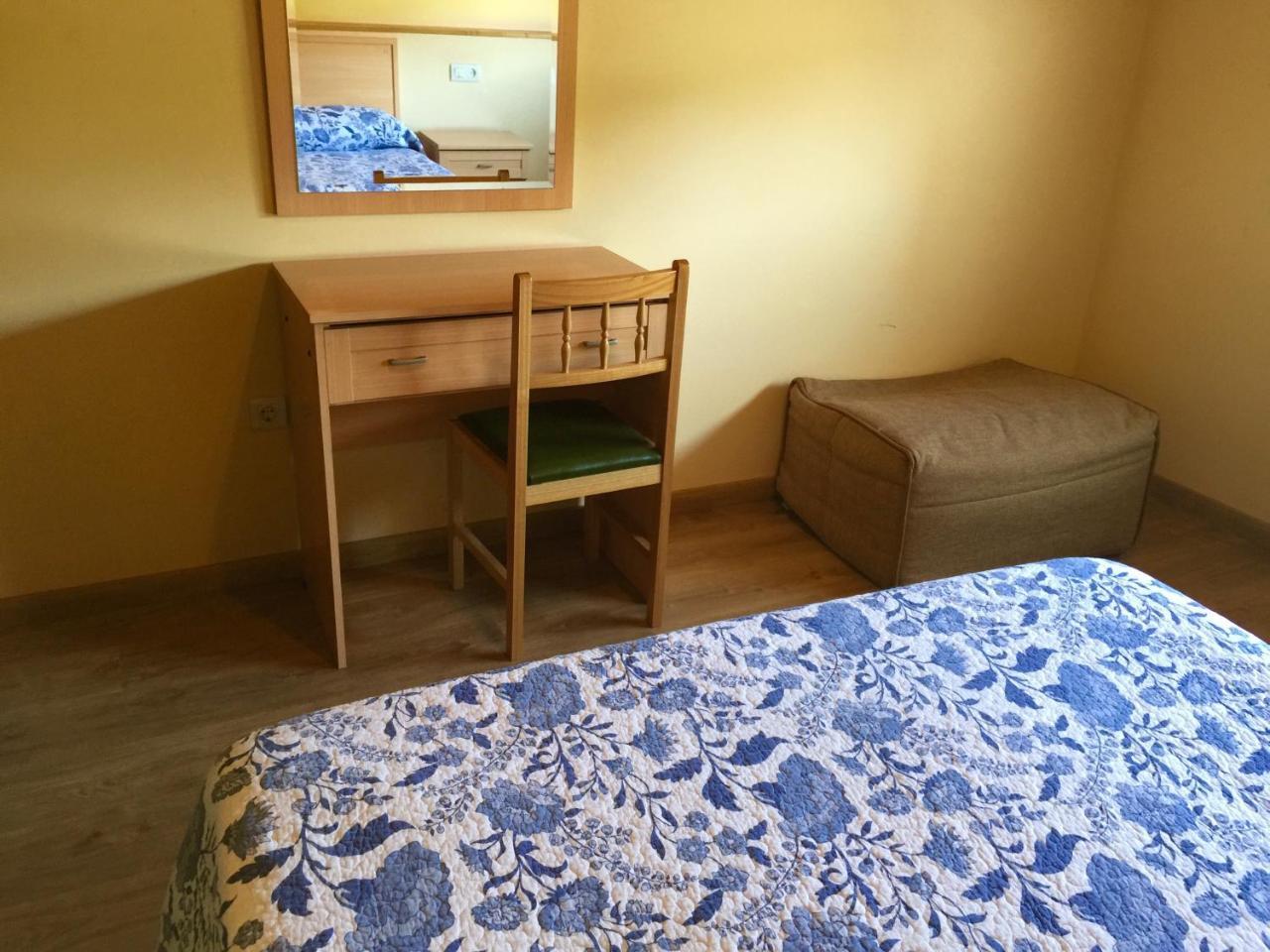 Cuina Hostal-Restaurante Casa Giz מראה חיצוני תמונה